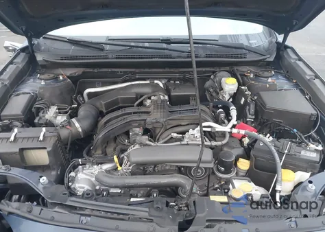 2024 Subaru Legacy Premium z USA, uszkodzony, nr VIN 4S3BWAC61R3011064